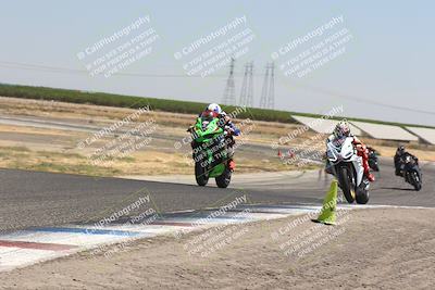 media/Aug-04-2024-TrackDaz (Sun) [[e1ff0814b6]]/Group A/12pm (Wheelie Bump)/